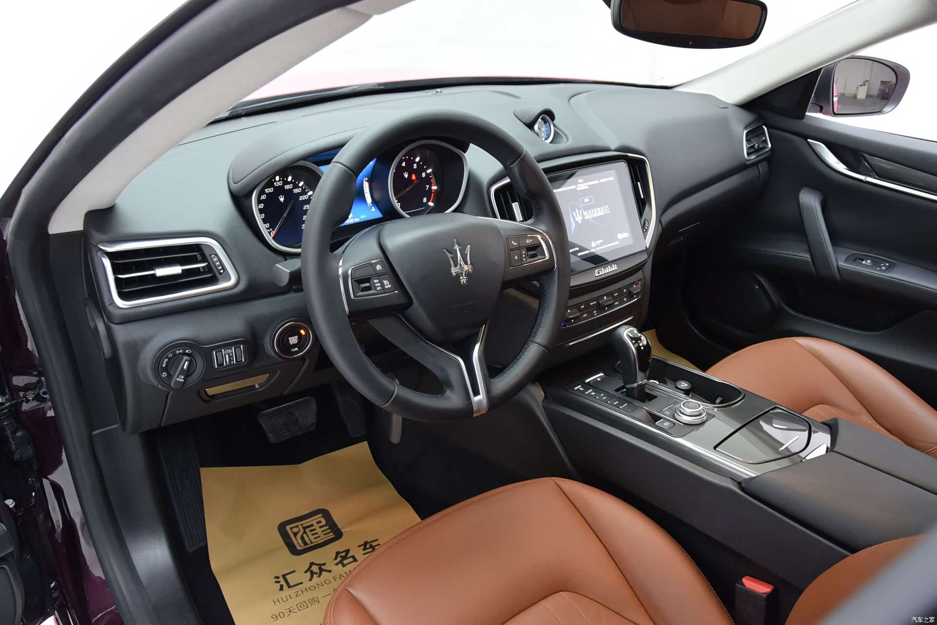Maserati Ghibli, 2019 все фото