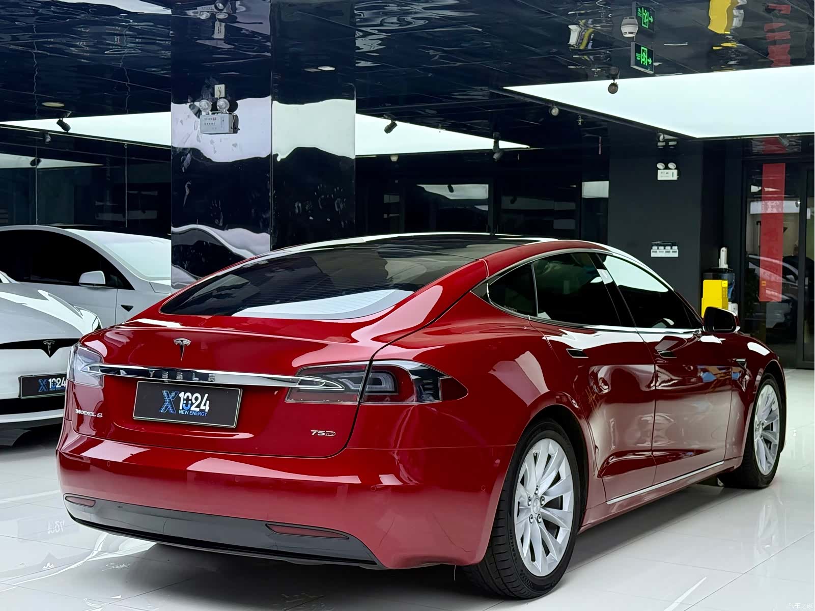 Tesla Model S, 2018 13