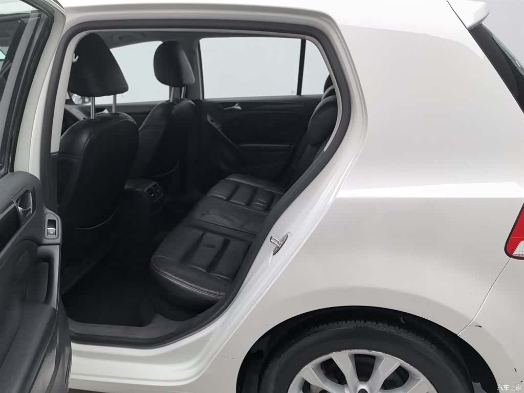 Volkswagen Golf, 2012 15