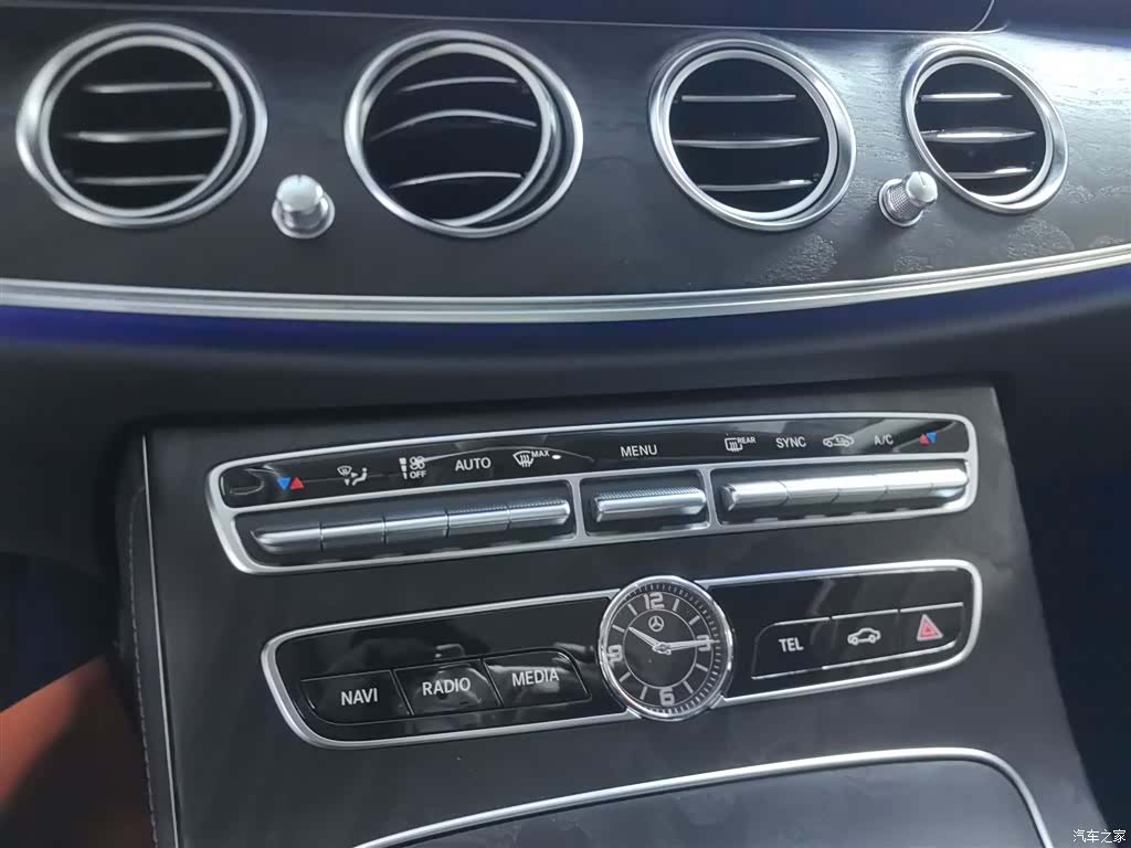 Mercedes-Benz E-Class, 2019 13