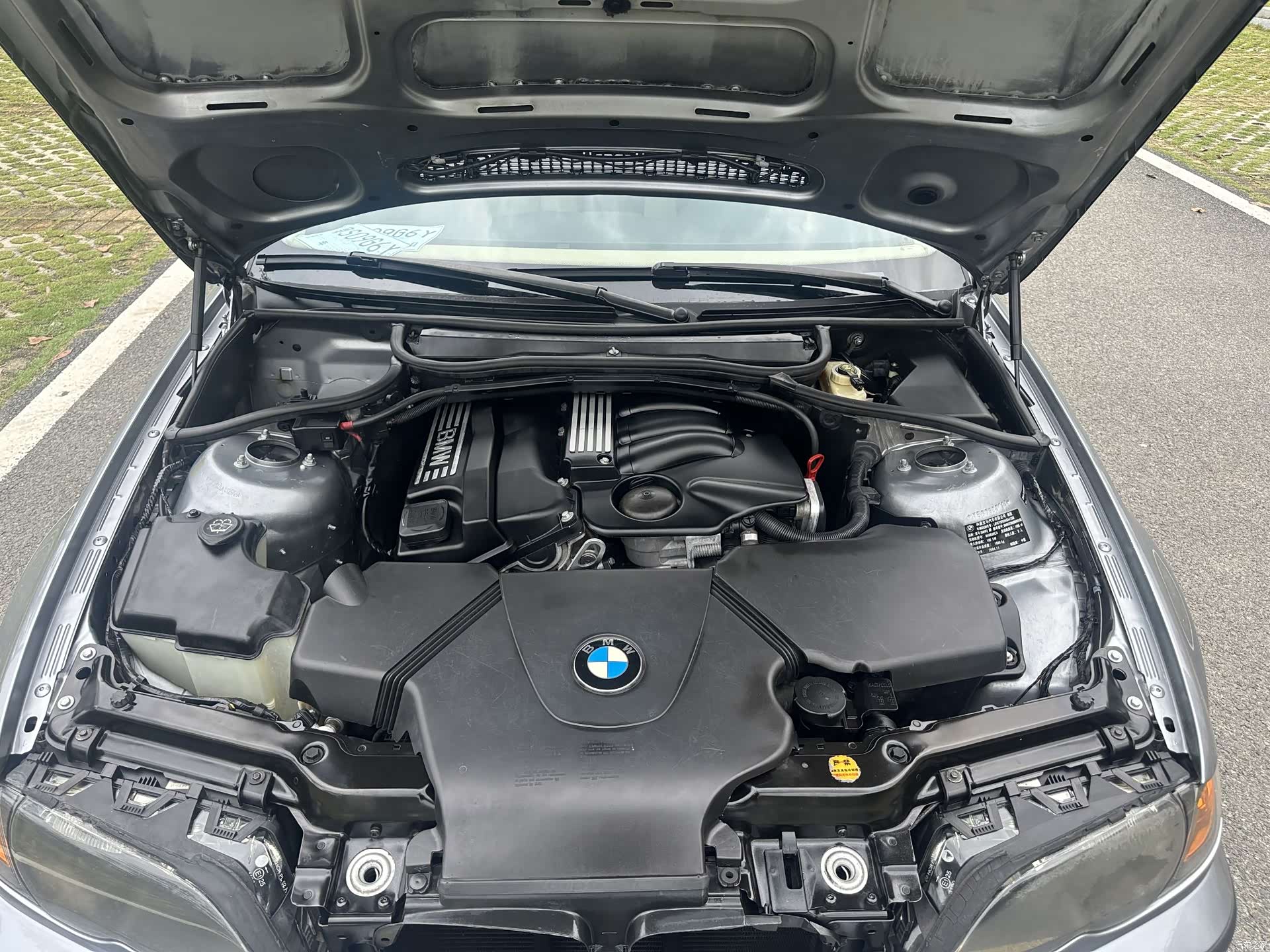 BMW 3 Series, 2005 12