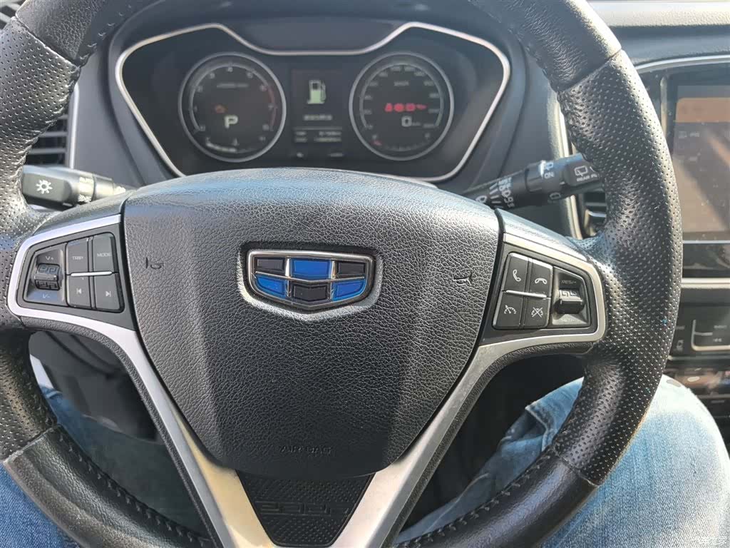 Geely X6, 2017 11