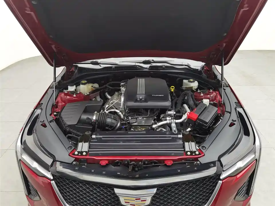Cadillac CT4