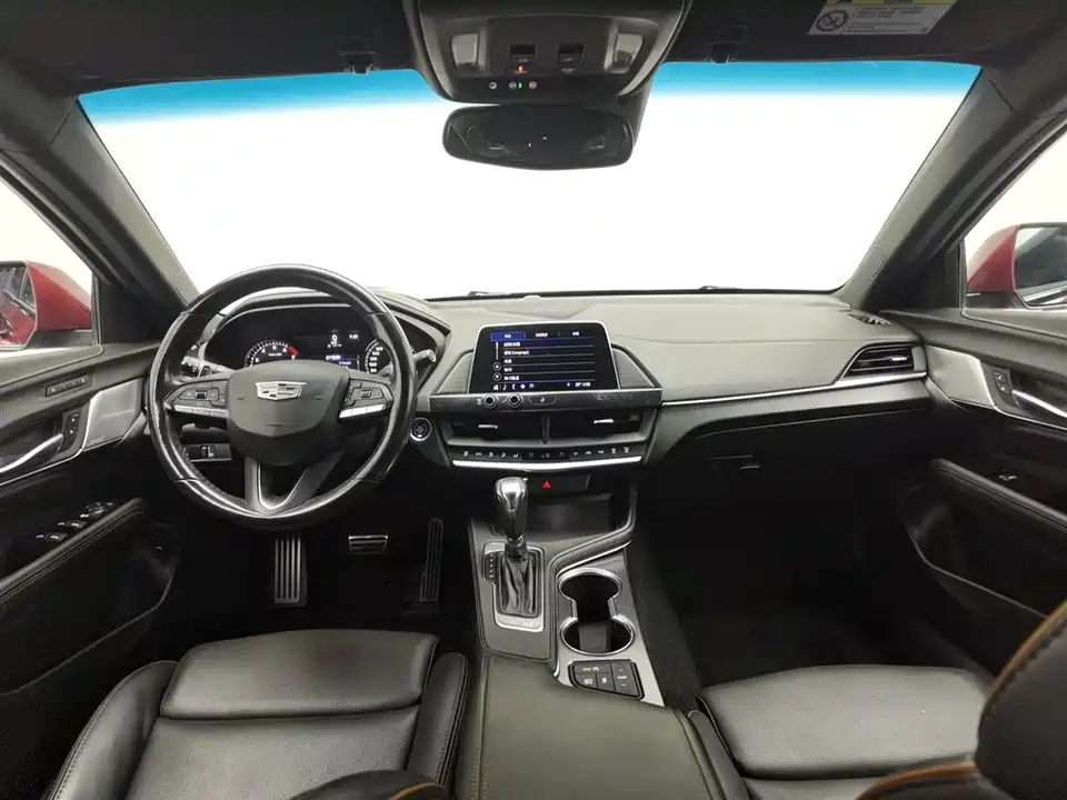 Cadillac CT4
