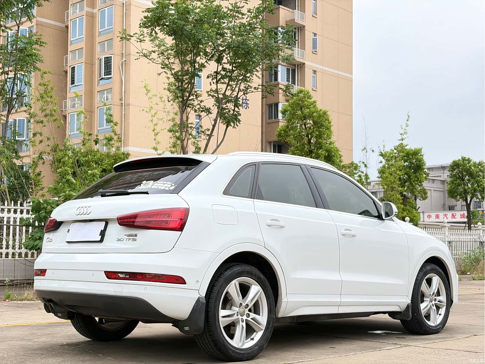 Audi Q3, 2017 11