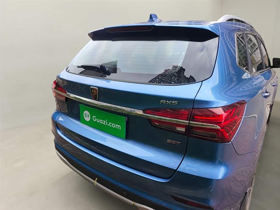 Roewe RX5
