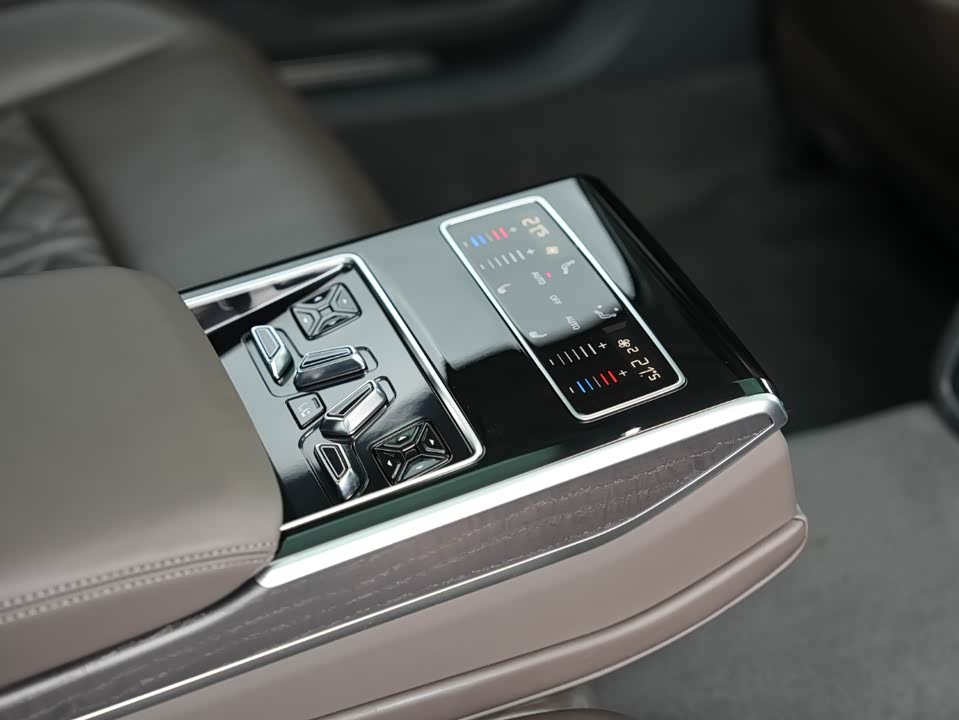 Audi A8 Audi A8