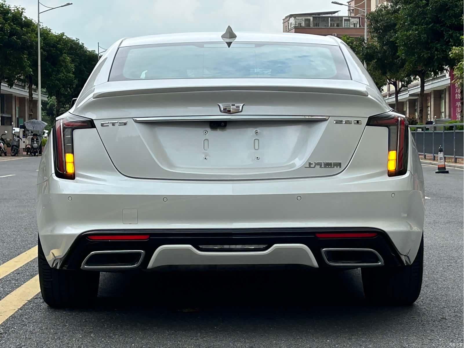 Cadillac CT5, 2024 все фото