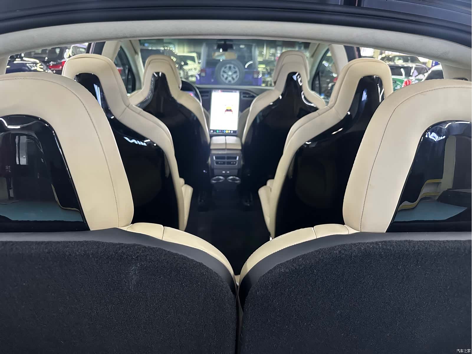 Tesla Model X, 2016 20