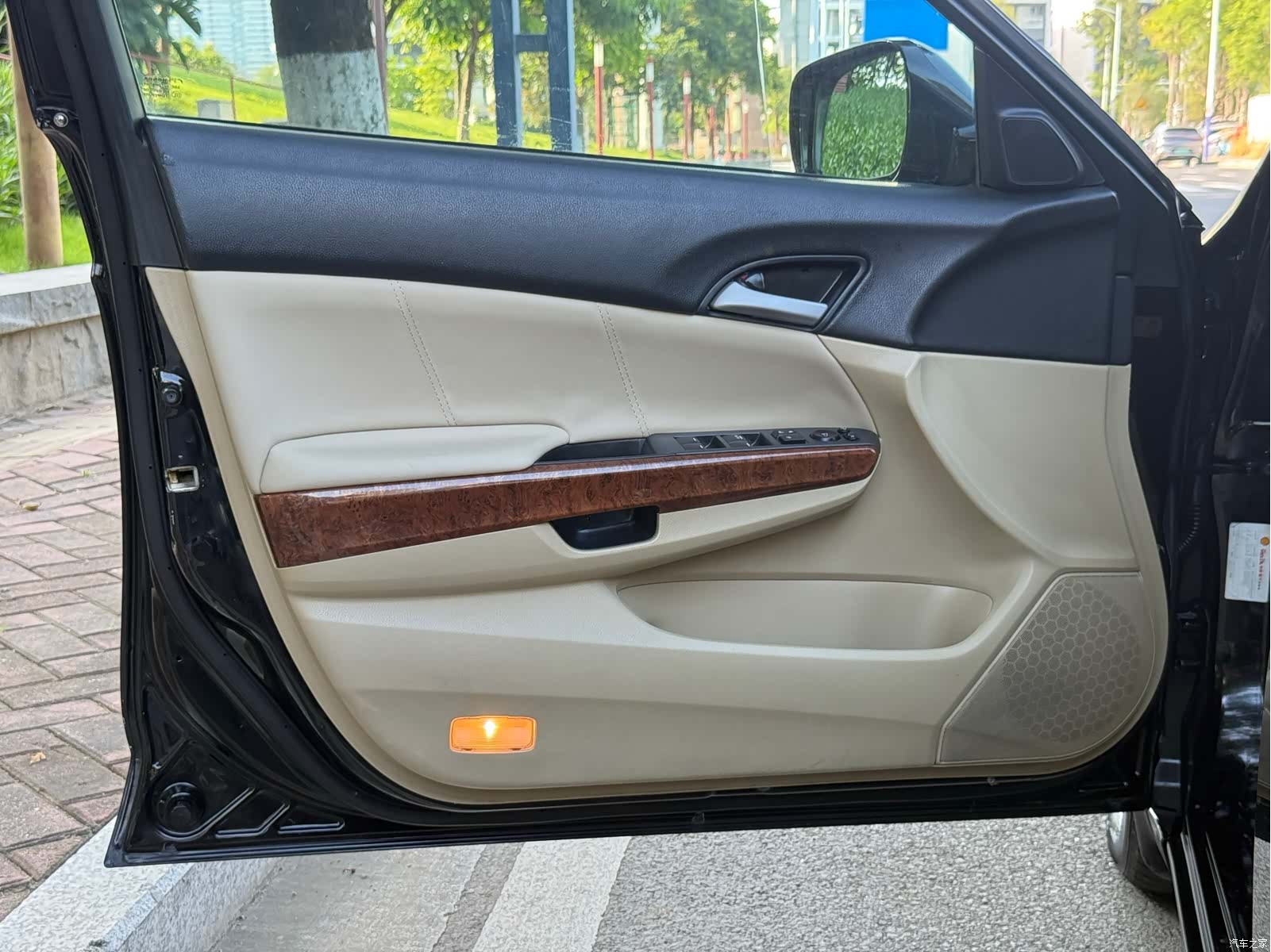 Honda Accord, 2011 22