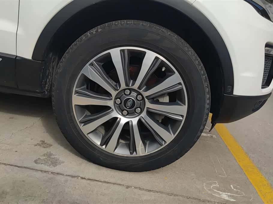 Land Rover Range Rover Aurora