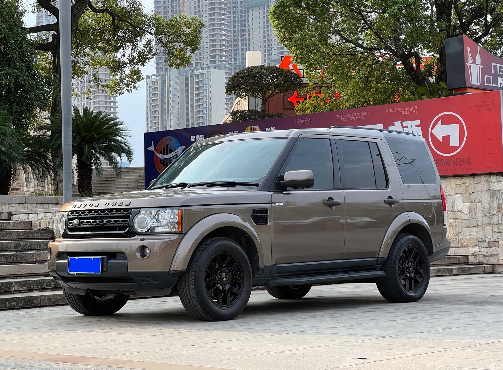 Land Rover Discovery, 2010 1