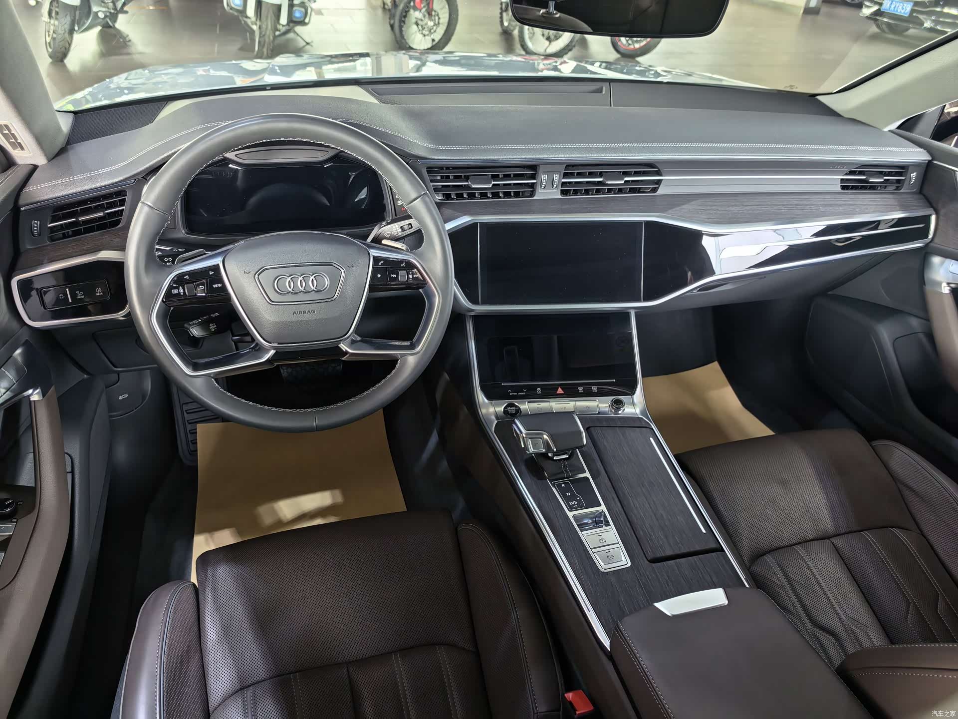 Audi A7L, 2023 4