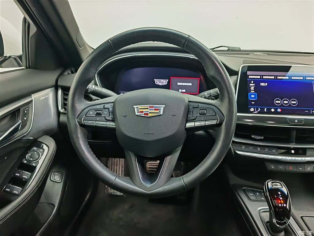Cadillac CT5, 2022 11
