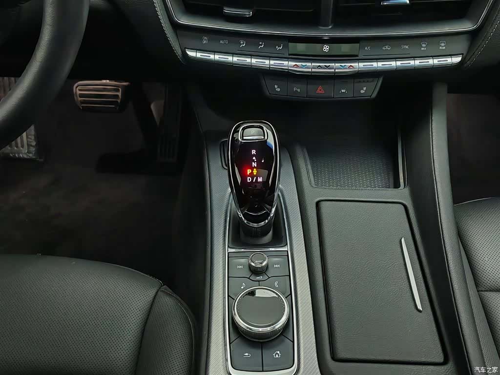 Cadillac CT5, 2022 13
