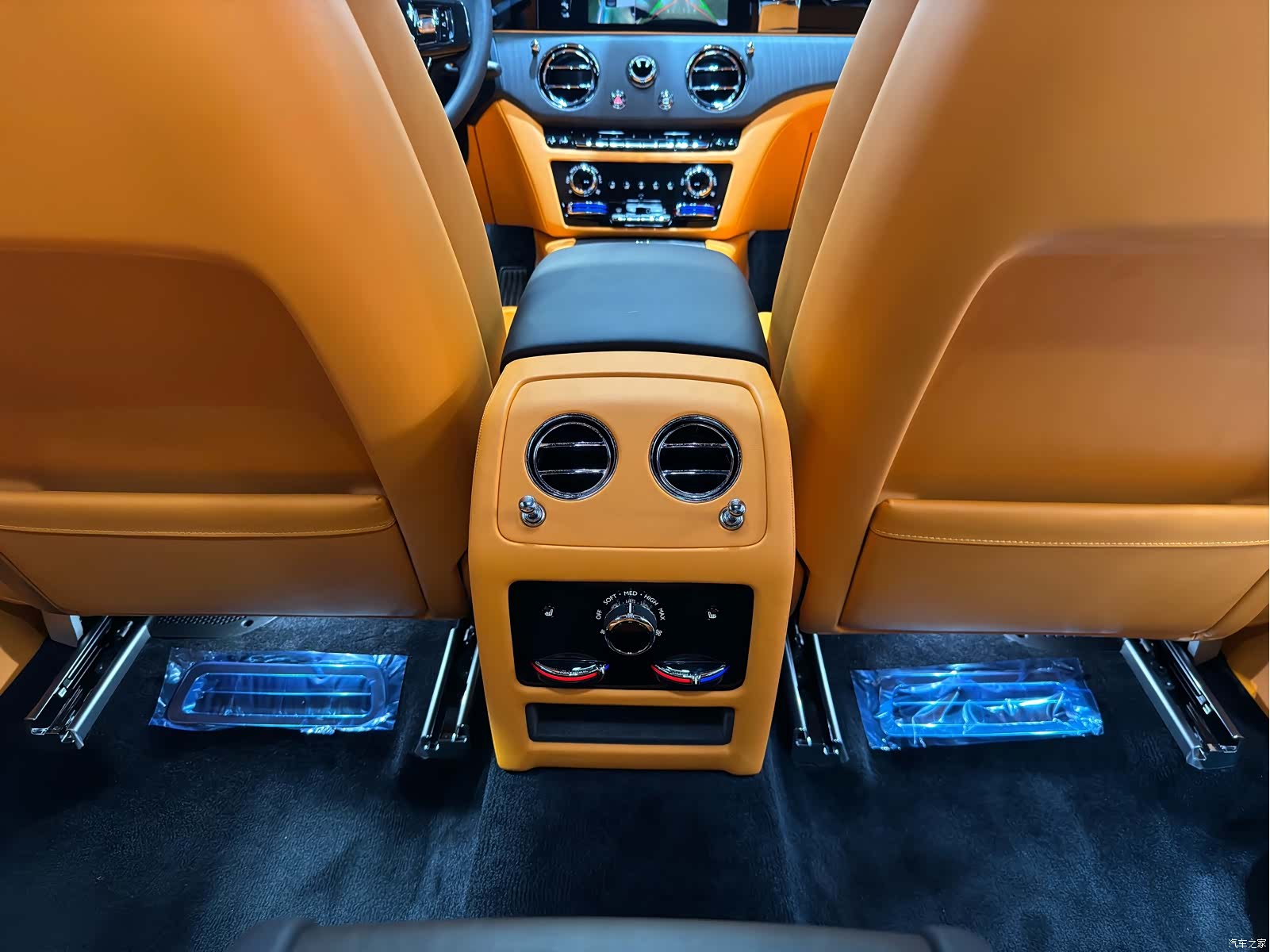 Rolls-Royce Ghost, 2023 14