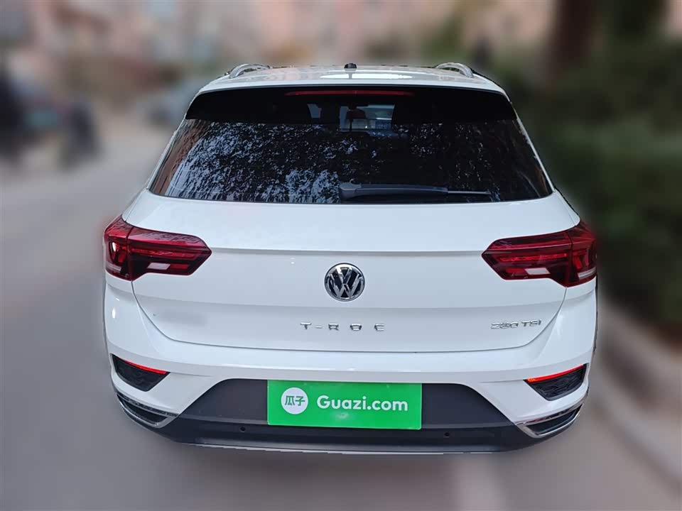 Volkswagen T-ROC exploring Songs