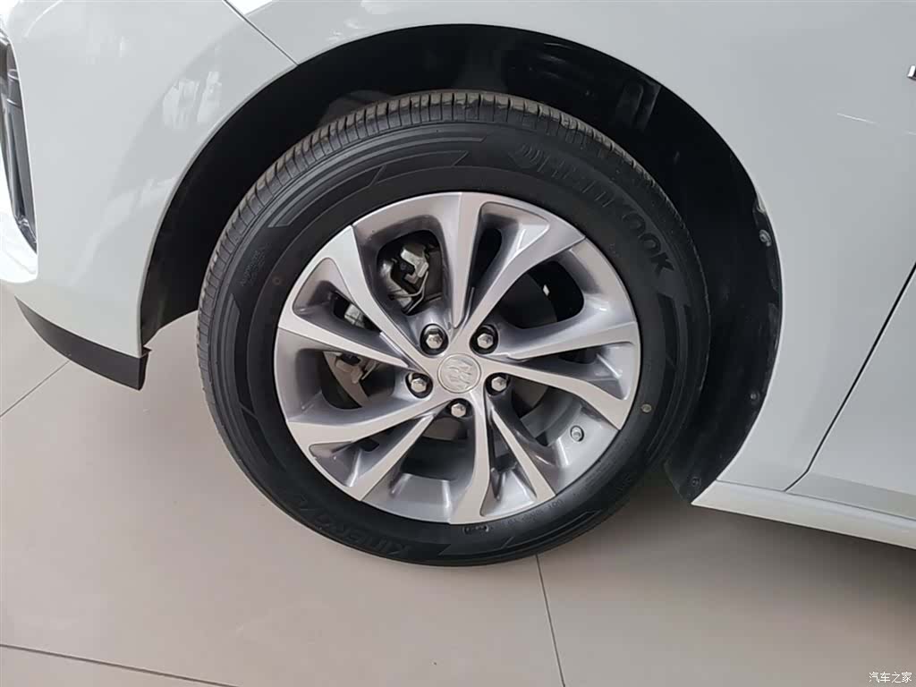 Buick Verano, 2023 23