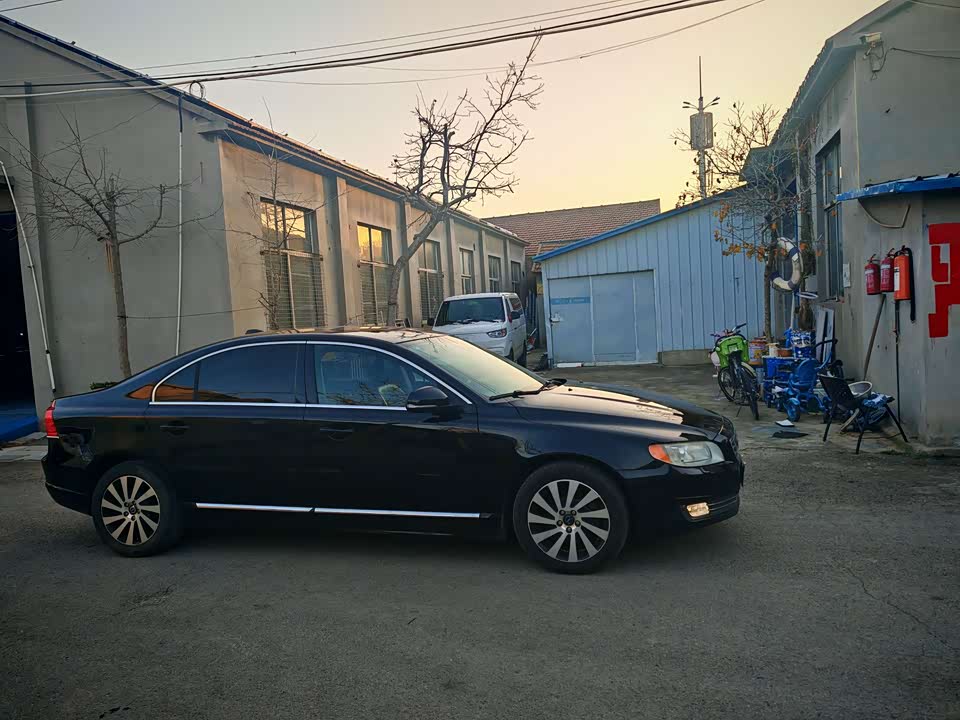 Volvo S80L