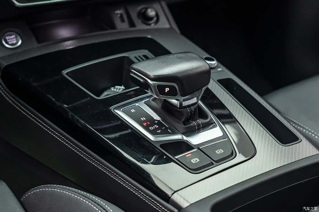 Audi Q5L, 2022 14