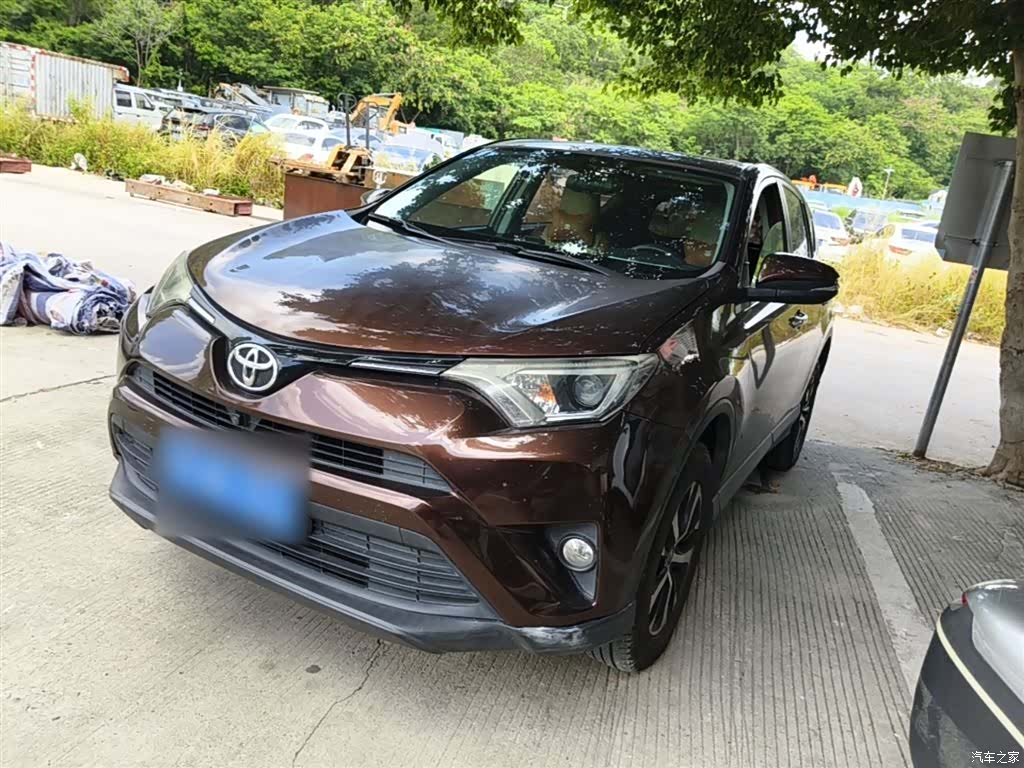 Toyota RAV4, 2017 1