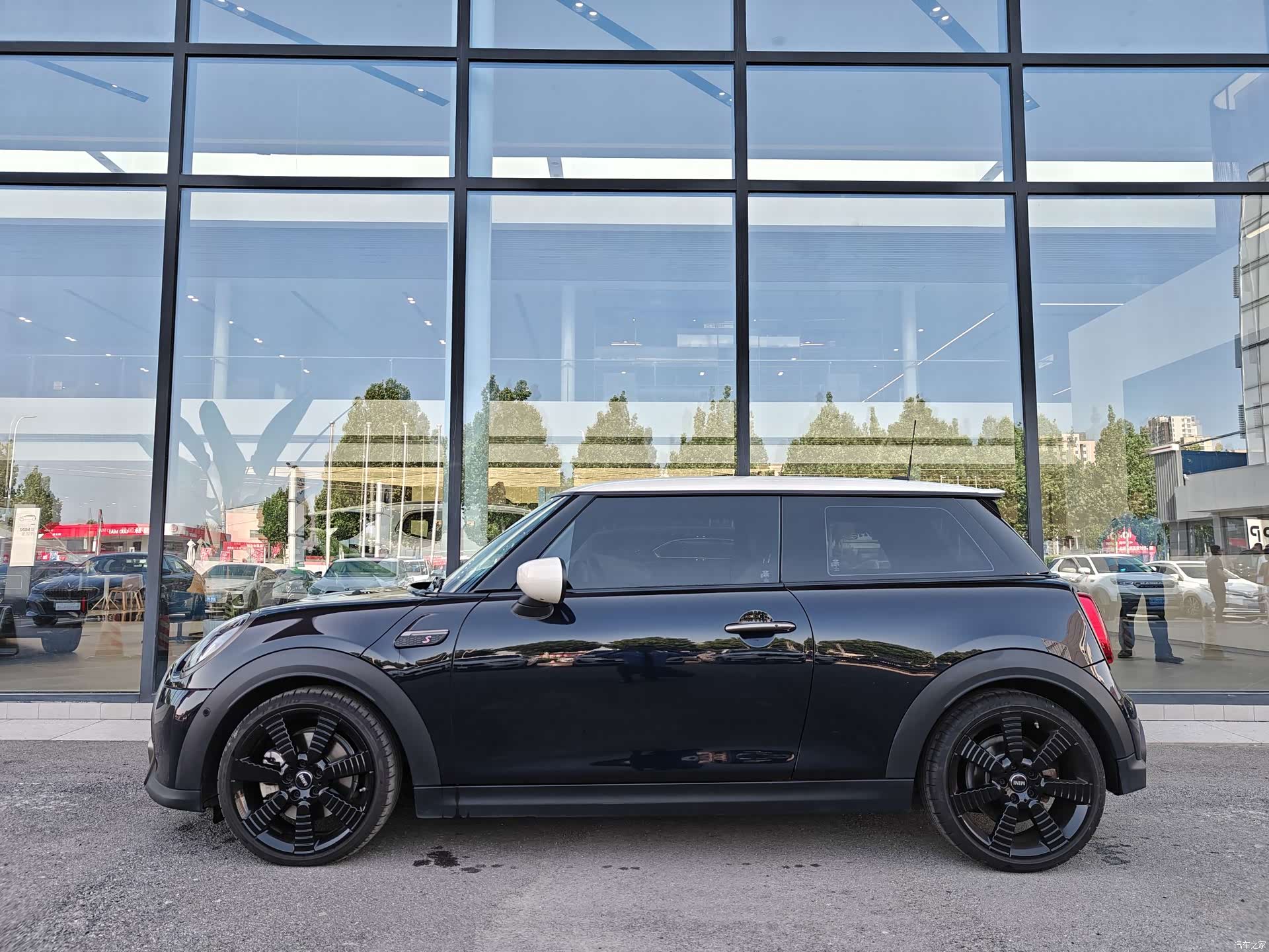 Mini Cooper, 2023 16