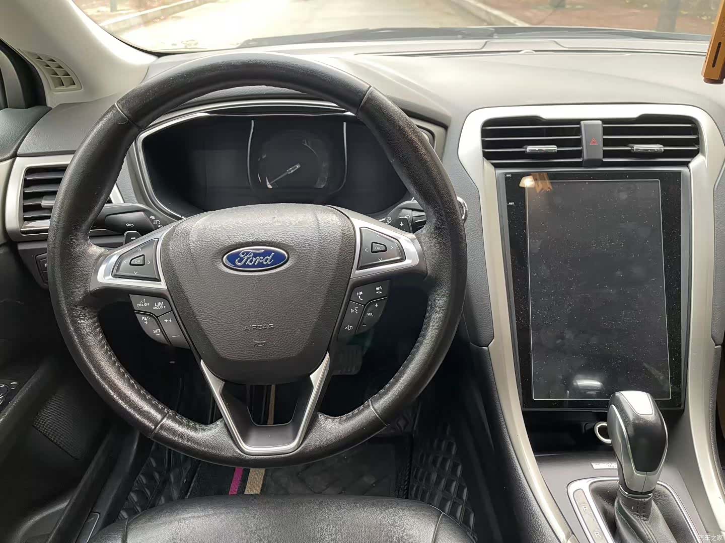 Ford Mondeo, 2016 6