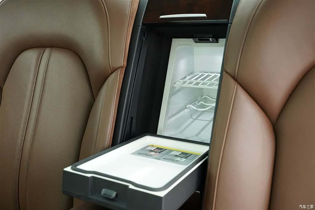 Audi A8L, 2017 21