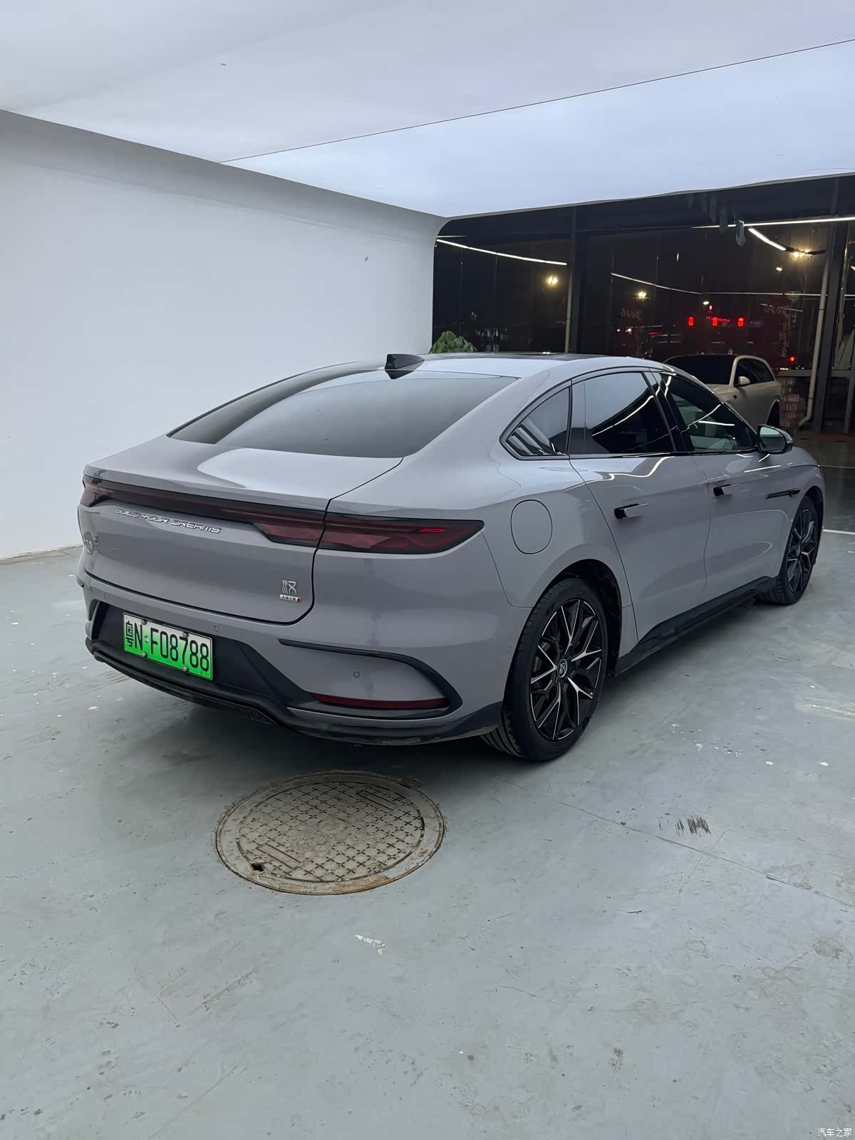 BYD Han, 2025 10