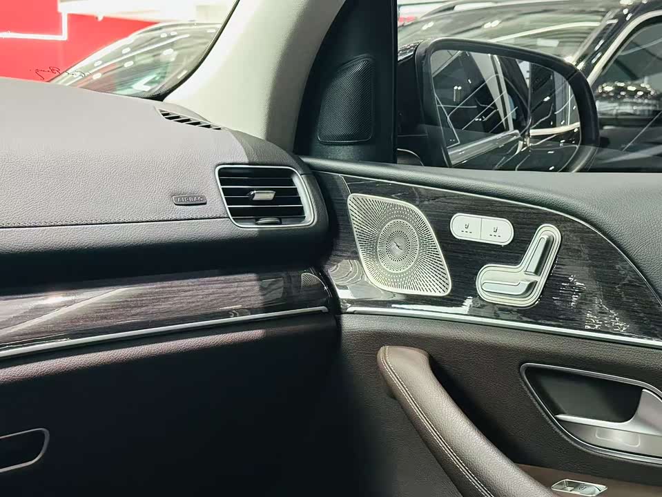 Mercedes-Benz GLE Mercedes-Benz GLE