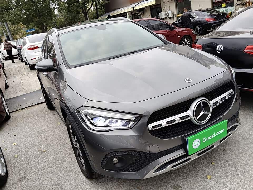 Mercedes-Benz GLA