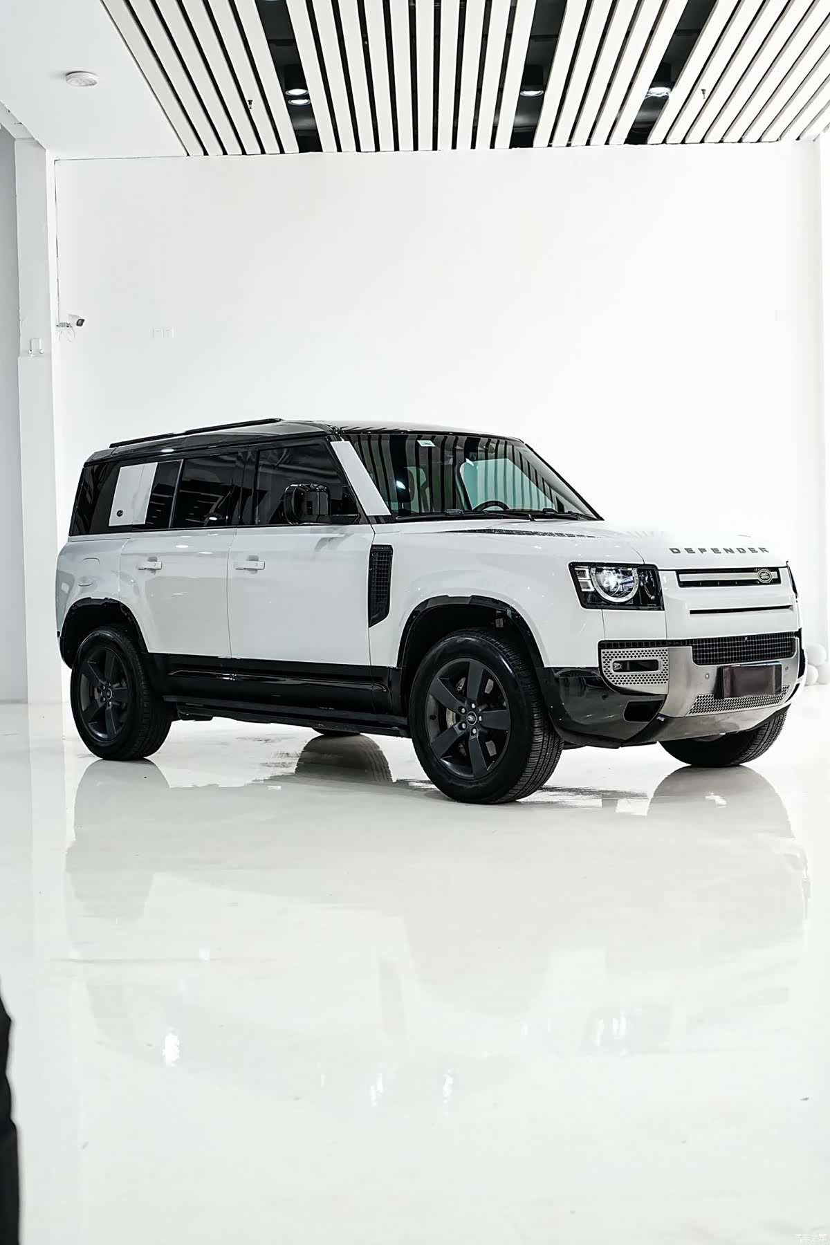Land Rover Defender, 2024 7