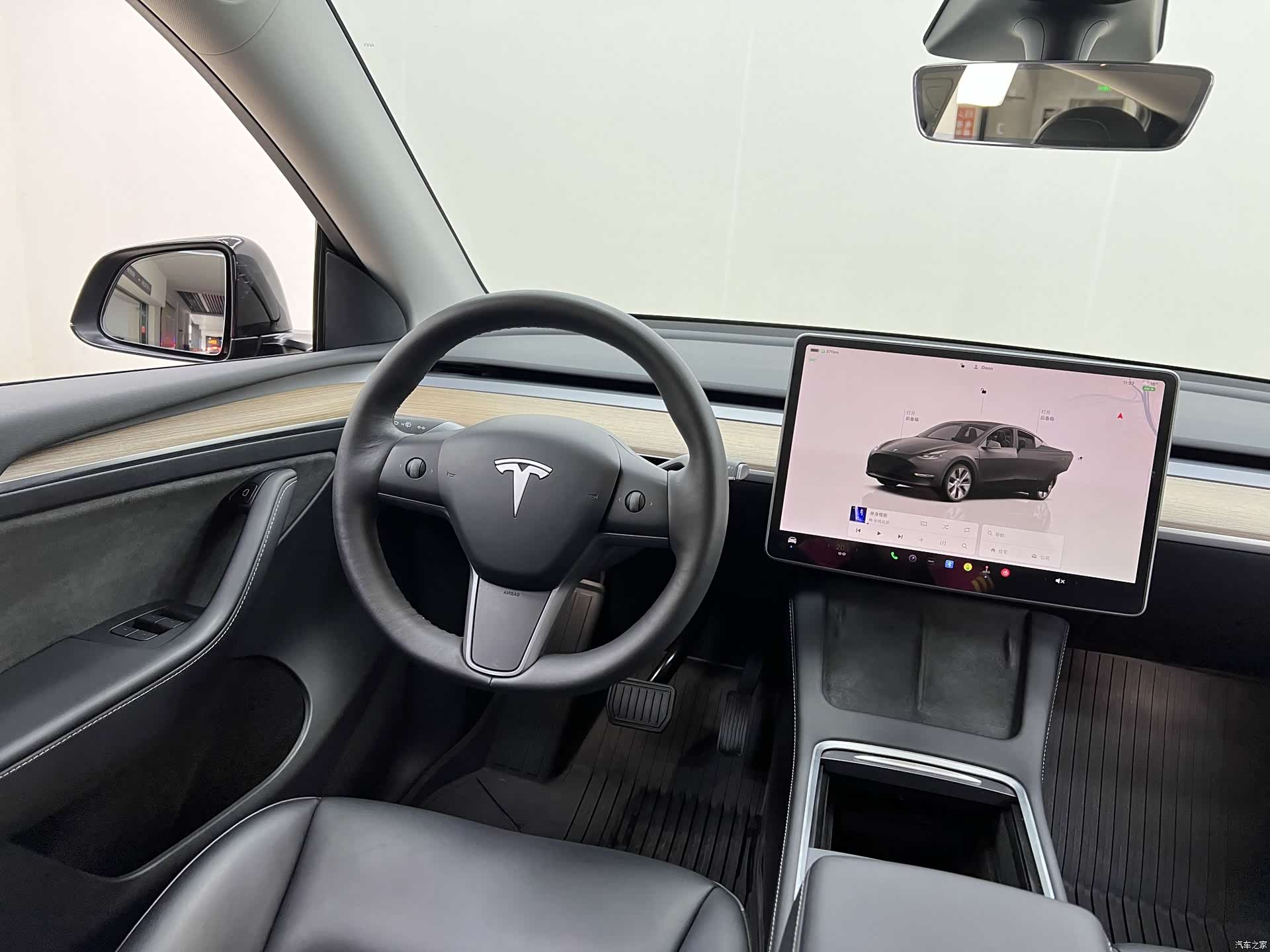 Tesla Model Y, 2022 9