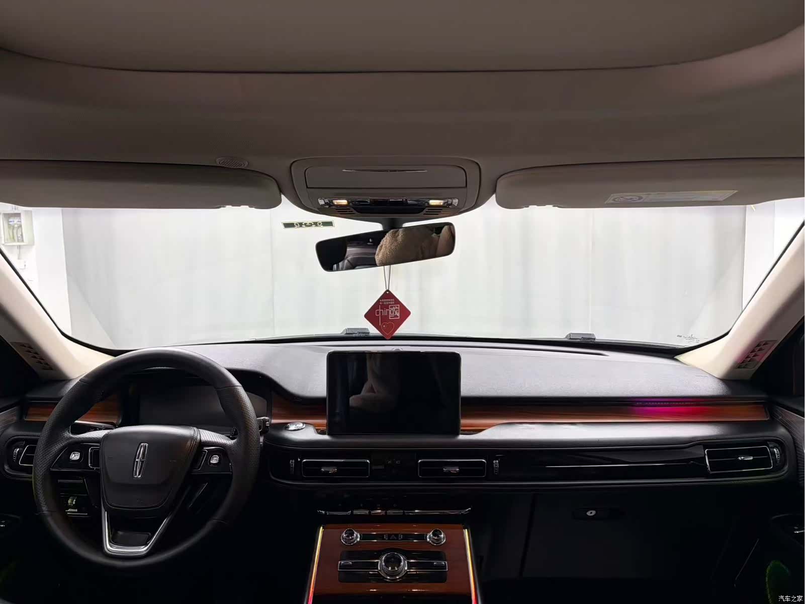 Lincoln Aviator, 2020 6