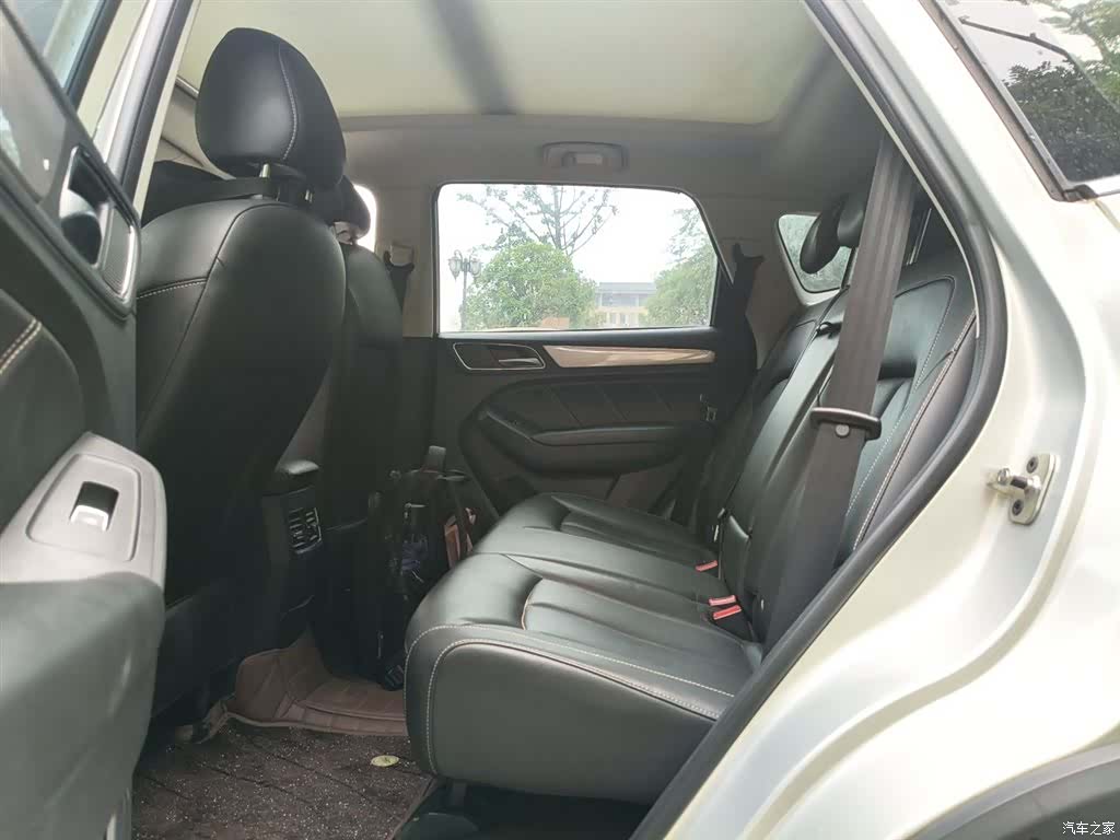 Roewe RX5, 2020 15