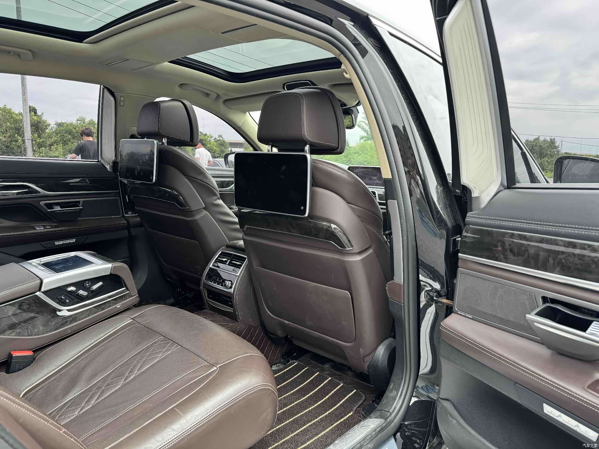 BMW 7 Series, 2017 4