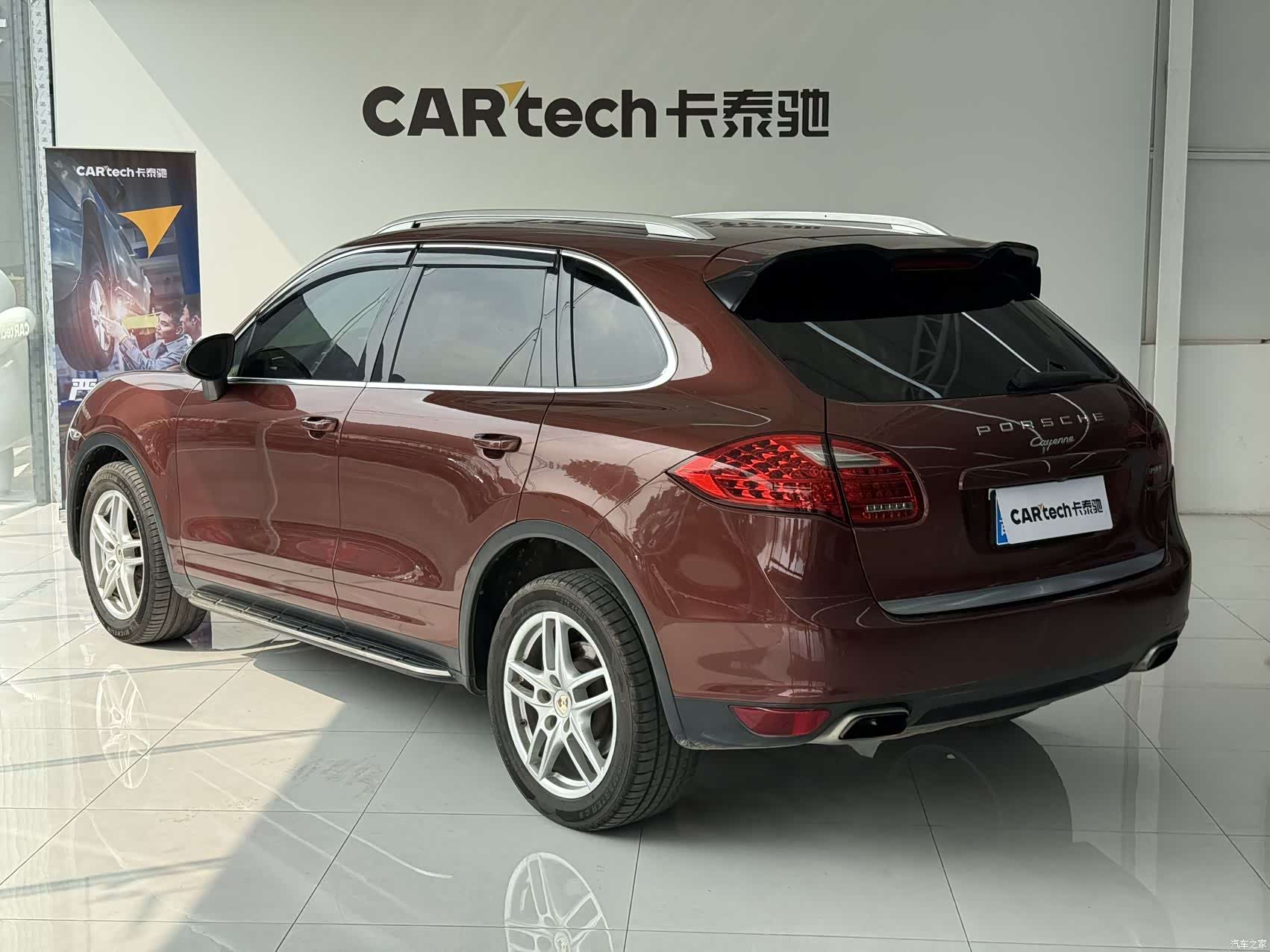 Porsche Cayenne, 2012 9