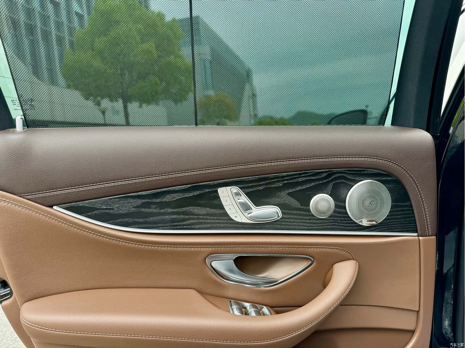 Mercedes-Benz E-Class, 2022 10