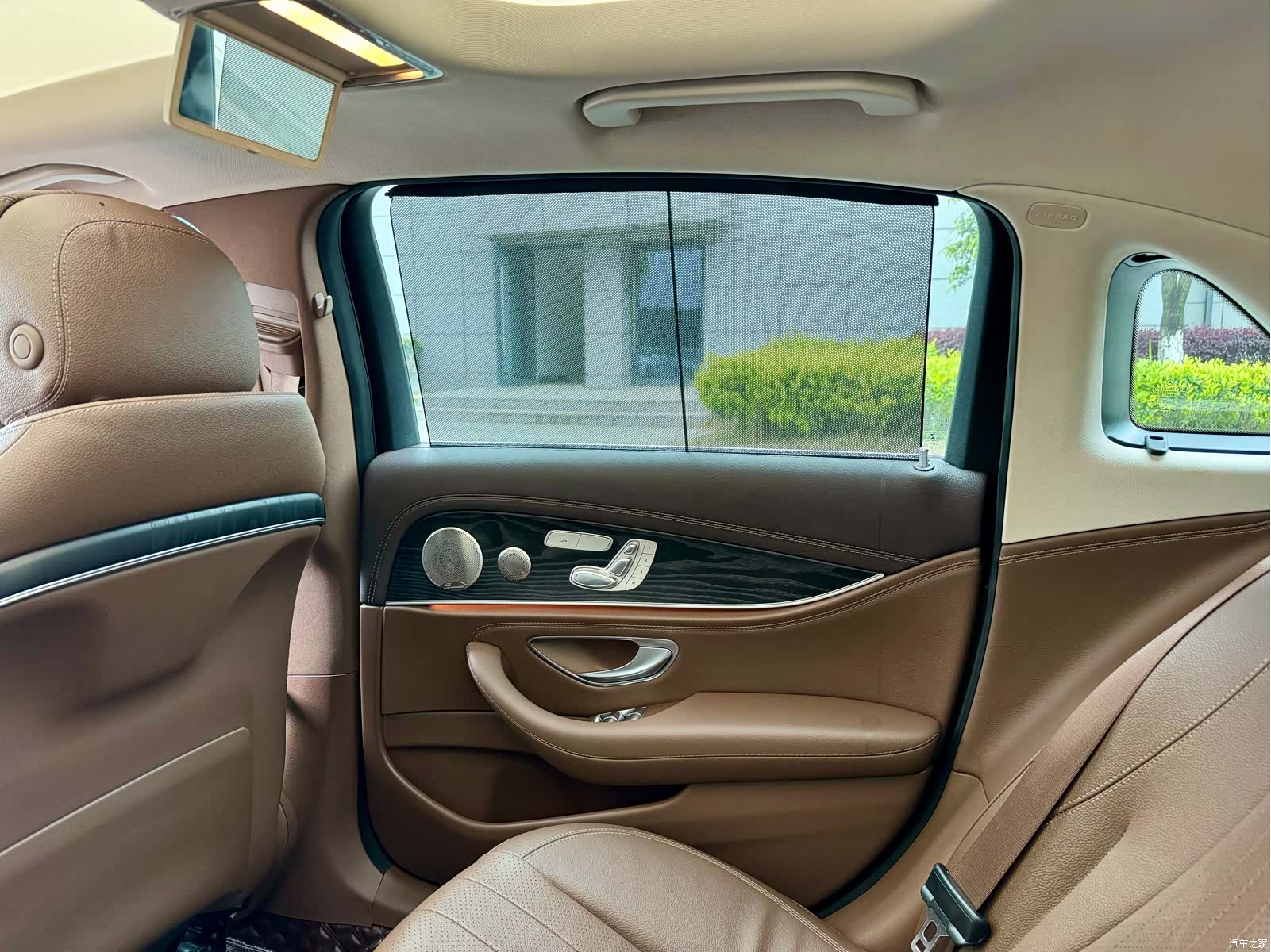 Mercedes-Benz E-Class, 2022 12