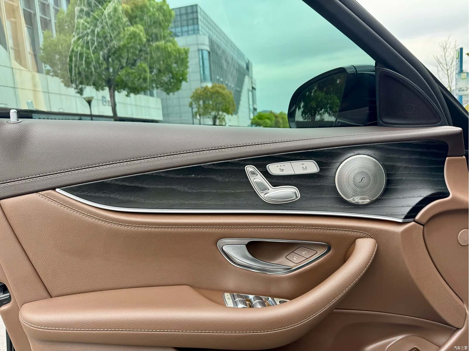 Mercedes-Benz E-Class, 2022 все фото