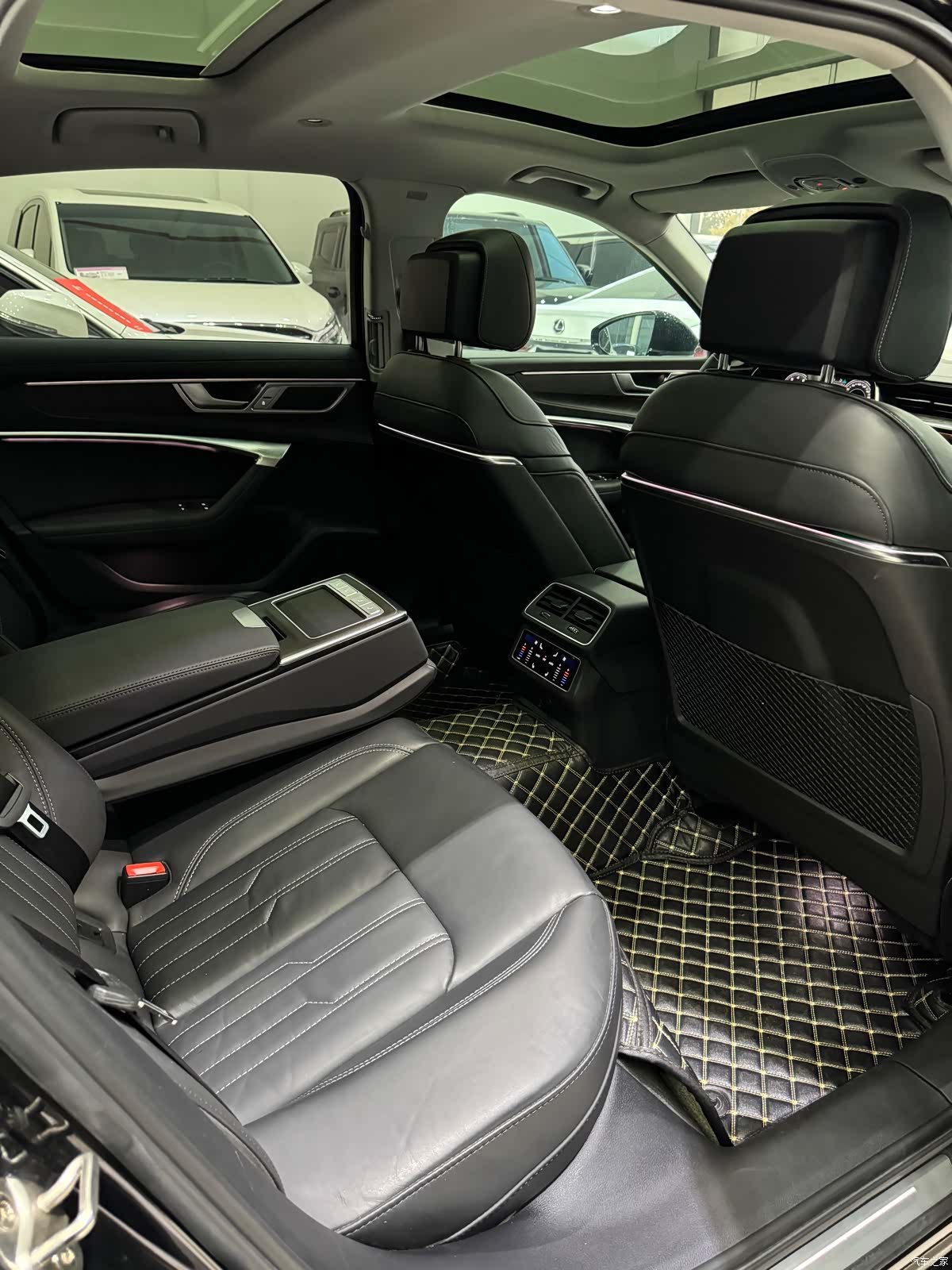 Audi A6L, 2021 14