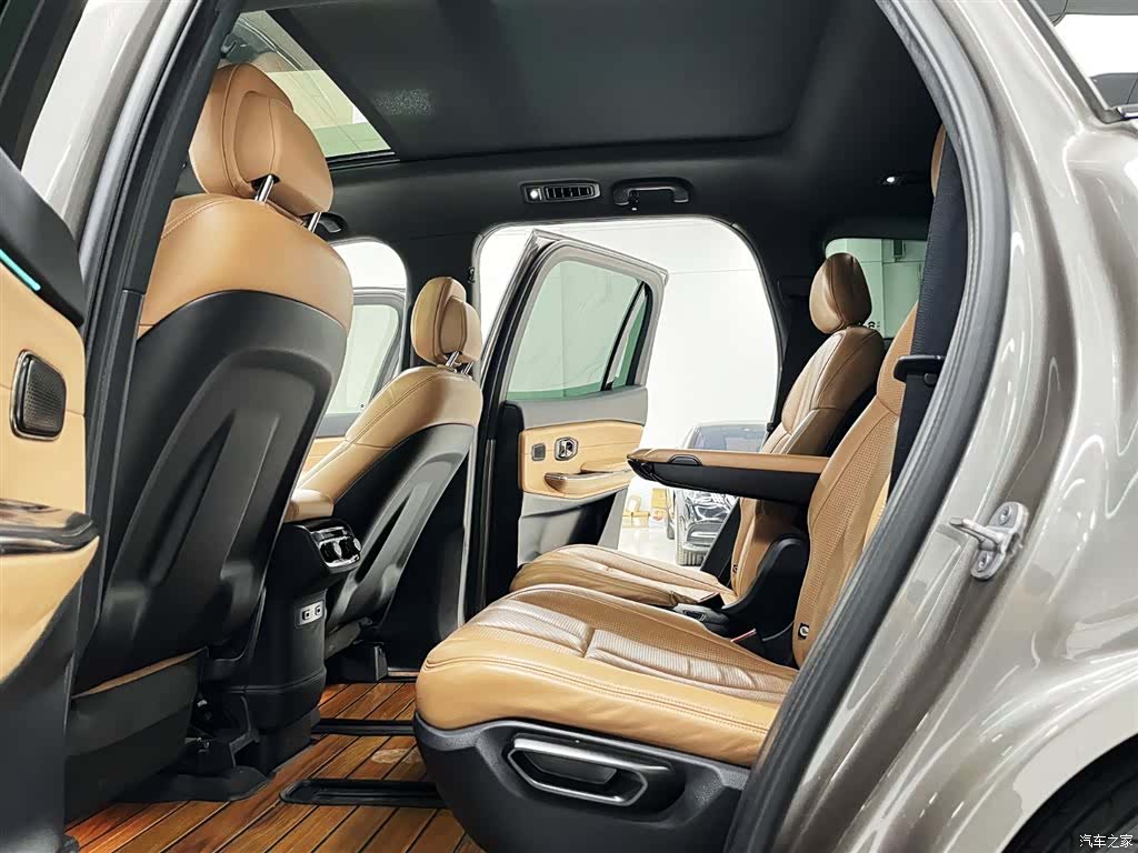 NIO ES8, 2020 9