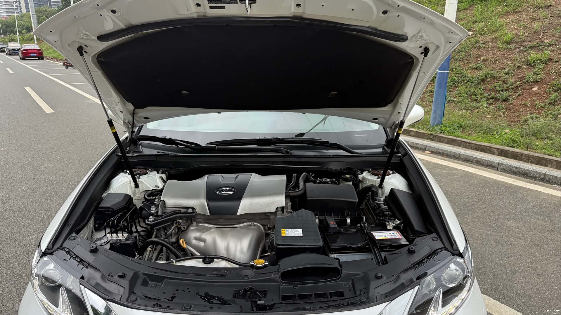 Lexus ES, 2017 19