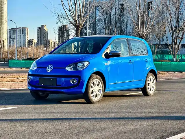 Volkswagen up! 2016 — купить из Китая под заказ