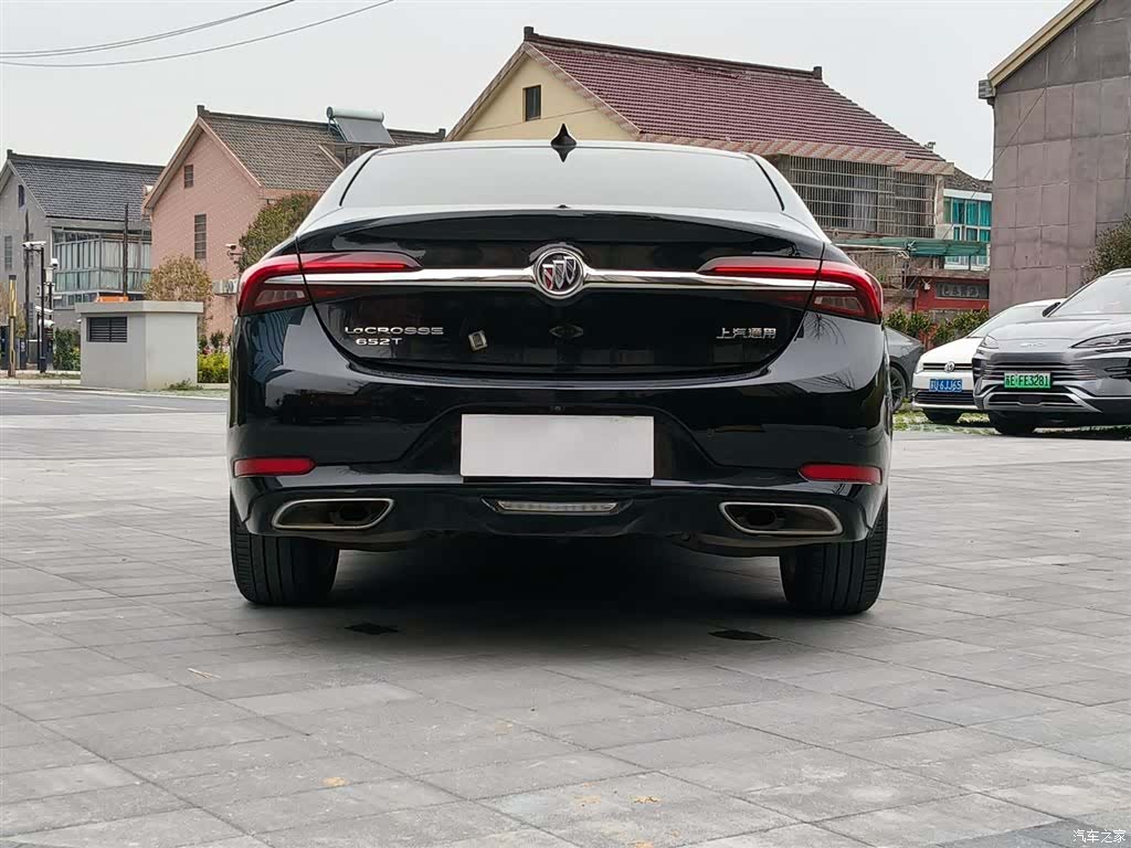Buick LaCrosse, 2023 все фото