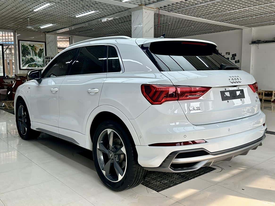 Audi Q3, 2023 6