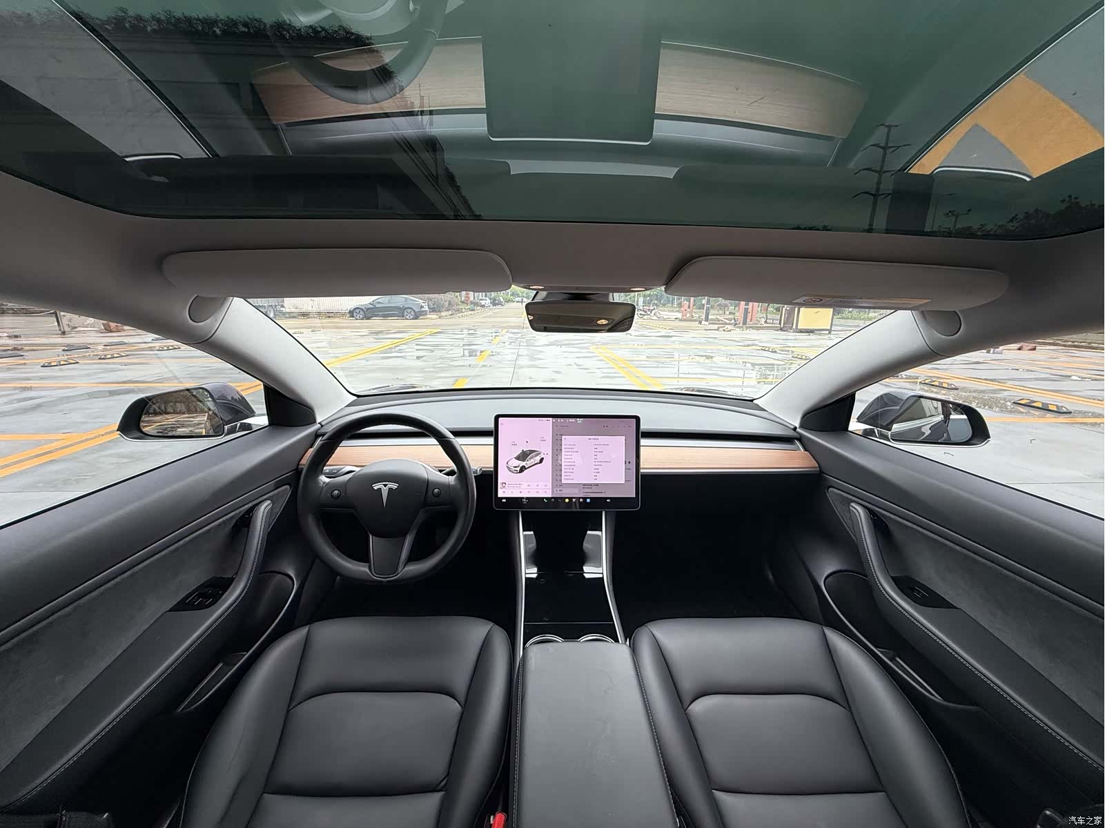 Tesla Model 3, 2019 все фото