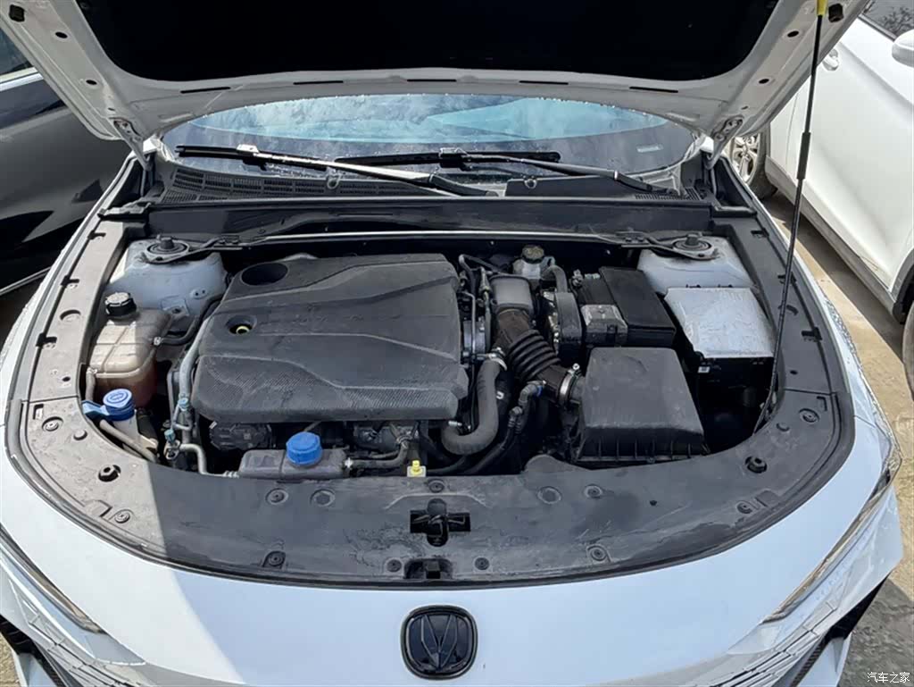 Changan UNI-V, 2023 11