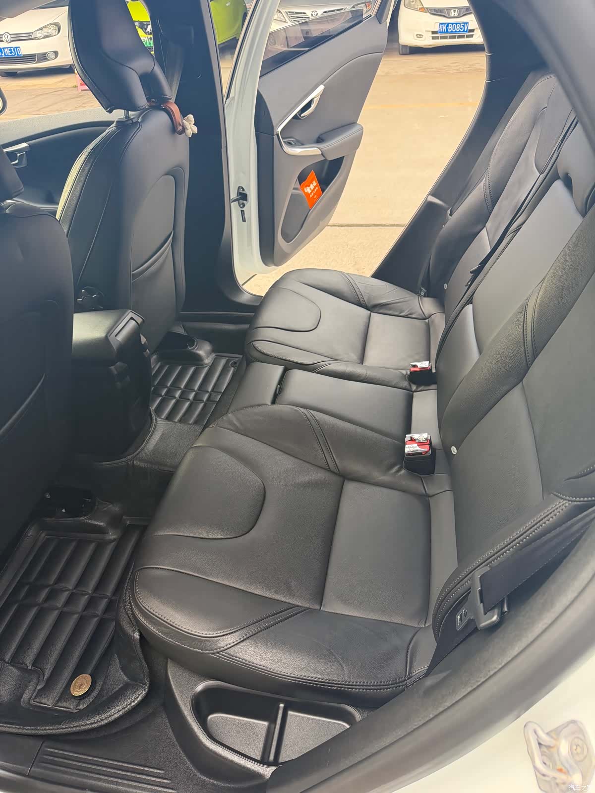 Volvo V40, 2014 10