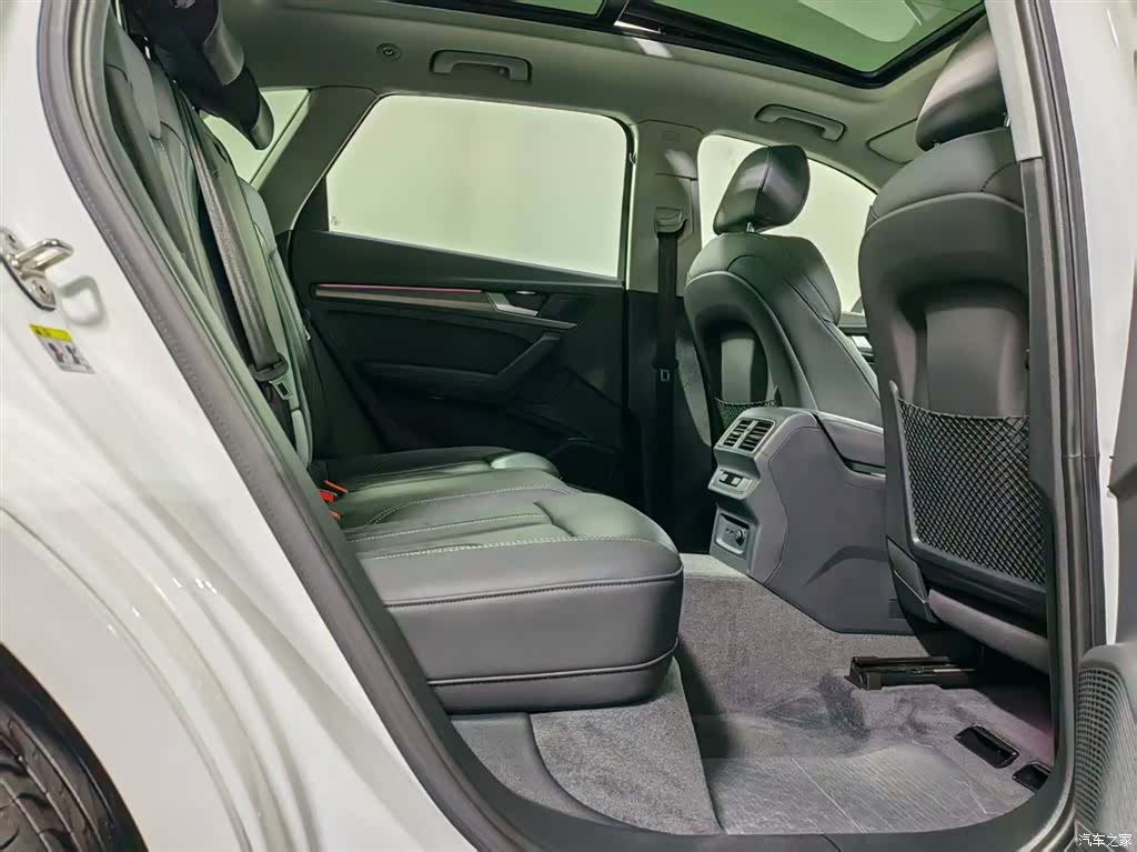 Audi Q5L, 2022 6